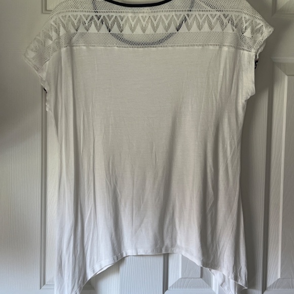 ANDREA MISSY~ SHORT SLEEVE Embroidered and Lace Accents - White/blue/Red… - Picture 3 of 6